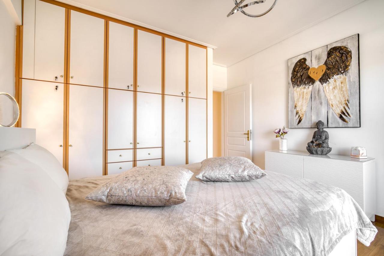 Sea & Mountain Apartment Close To Port And City Lávrion Екстериор снимка