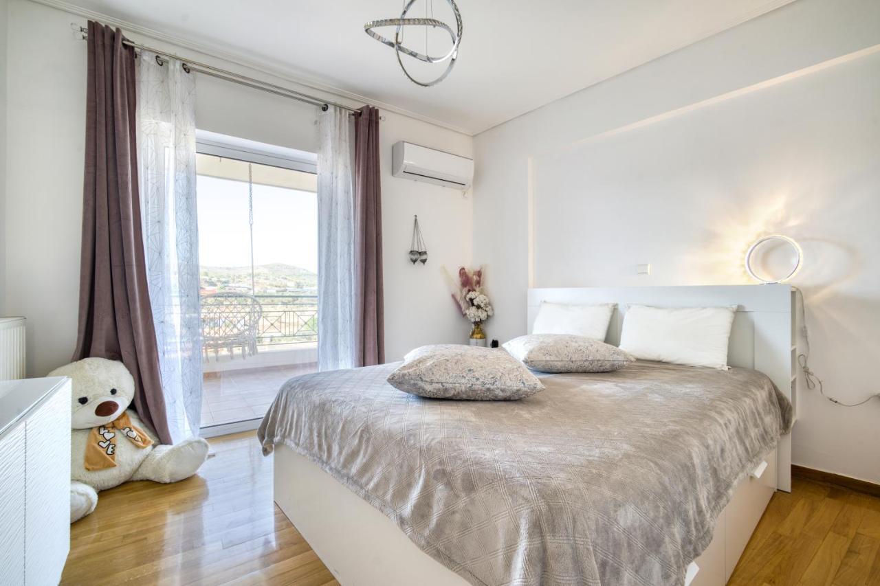 Sea & Mountain Apartment Close To Port And City Lávrion Екстериор снимка