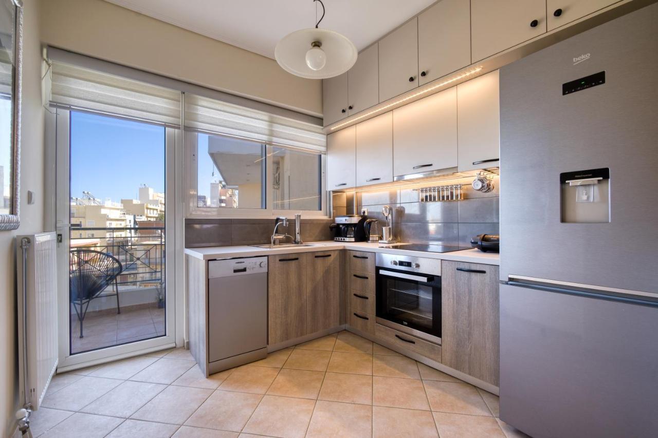 Sea & Mountain Apartment Close To Port And City Lávrion Екстериор снимка