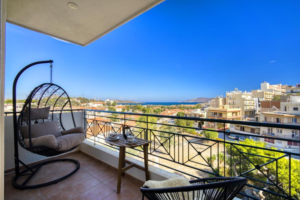 Sea & Mountain Apartment Close To Port And City Lávrion Екстериор снимка